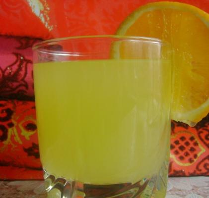 Апельсиновый напиток (4 апельсина = 9 литров)