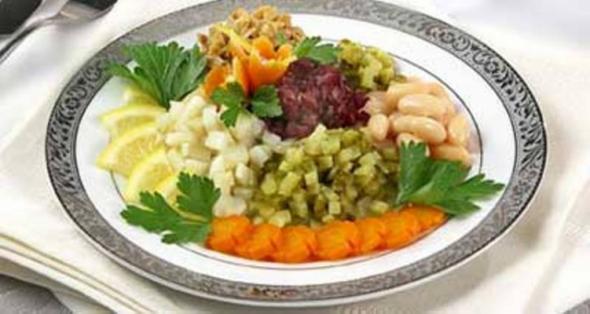 Винегрет с фасолью и грибами